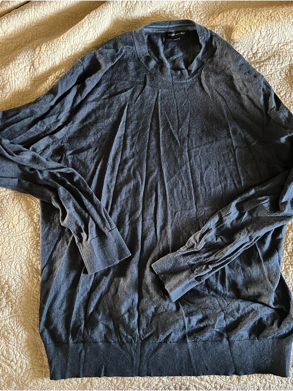 Banana Republic Men's Dark Navy Long-Sleeve Crewneck Sweater